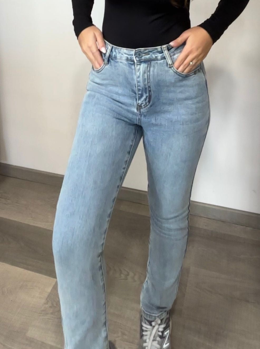 Jeans zampetta chiaro